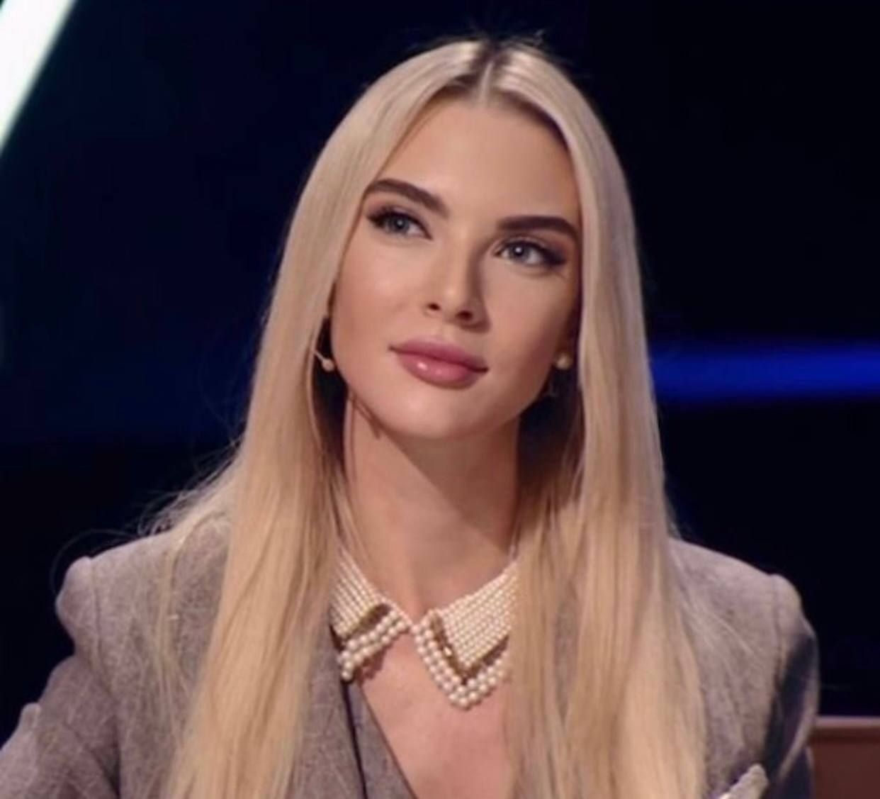 Александра Миллер, психолог-сексолог // @aleksandra_miller_psychologist