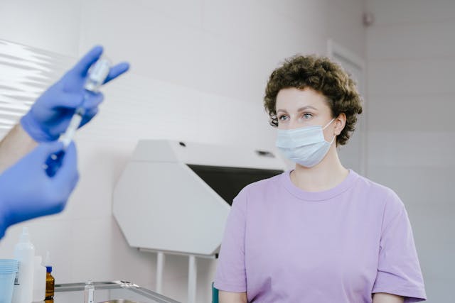 Фото: SHVETS production: https://www.pexels.com/ru-ru/photo/8413210/