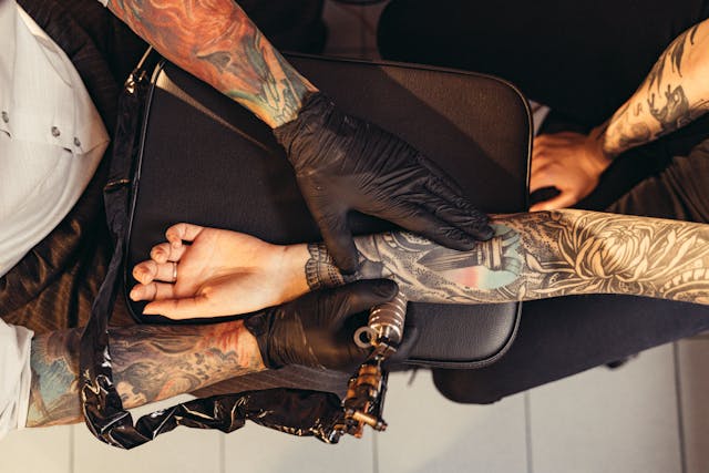 Фото: Antoni Shkraba: https://www.pexels.com/ru-ru/photo/7005723/